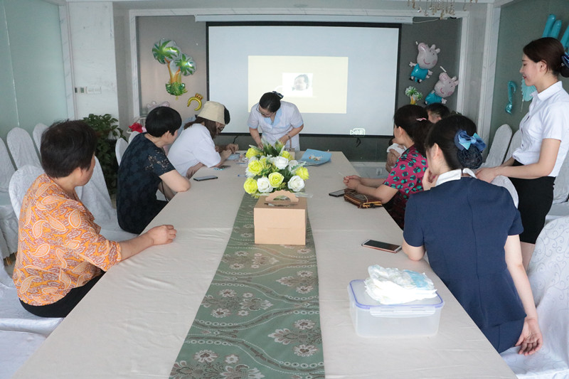 安媞儿国际月子中心近期满月party大集合！